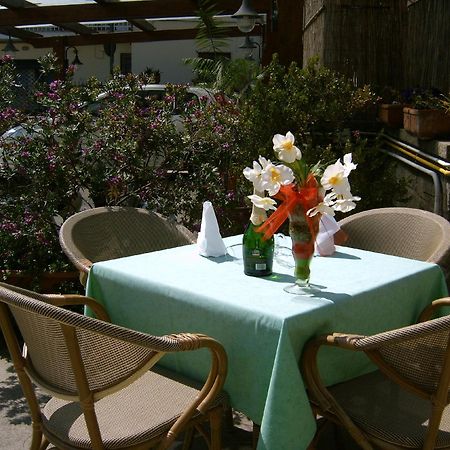 Hotel Reginella Sant'Agata sui due Golfi Bagian luar foto