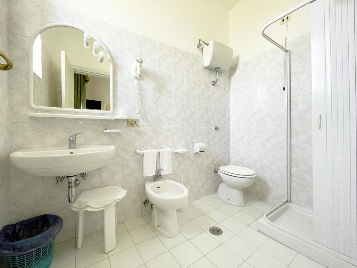 Hotel Reginella Sant'Agata sui due Golfi Bagian luar foto