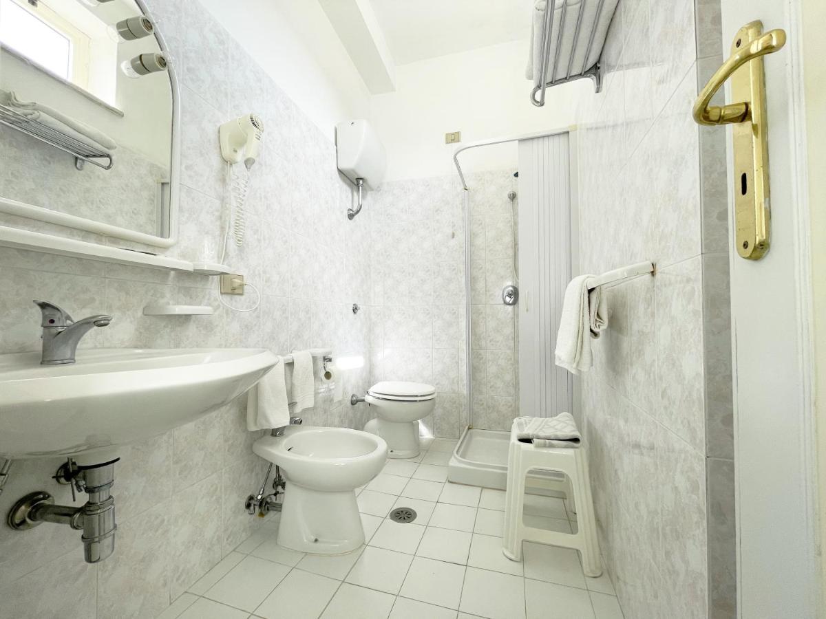 Hotel Reginella Sant'Agata sui due Golfi Bagian luar foto