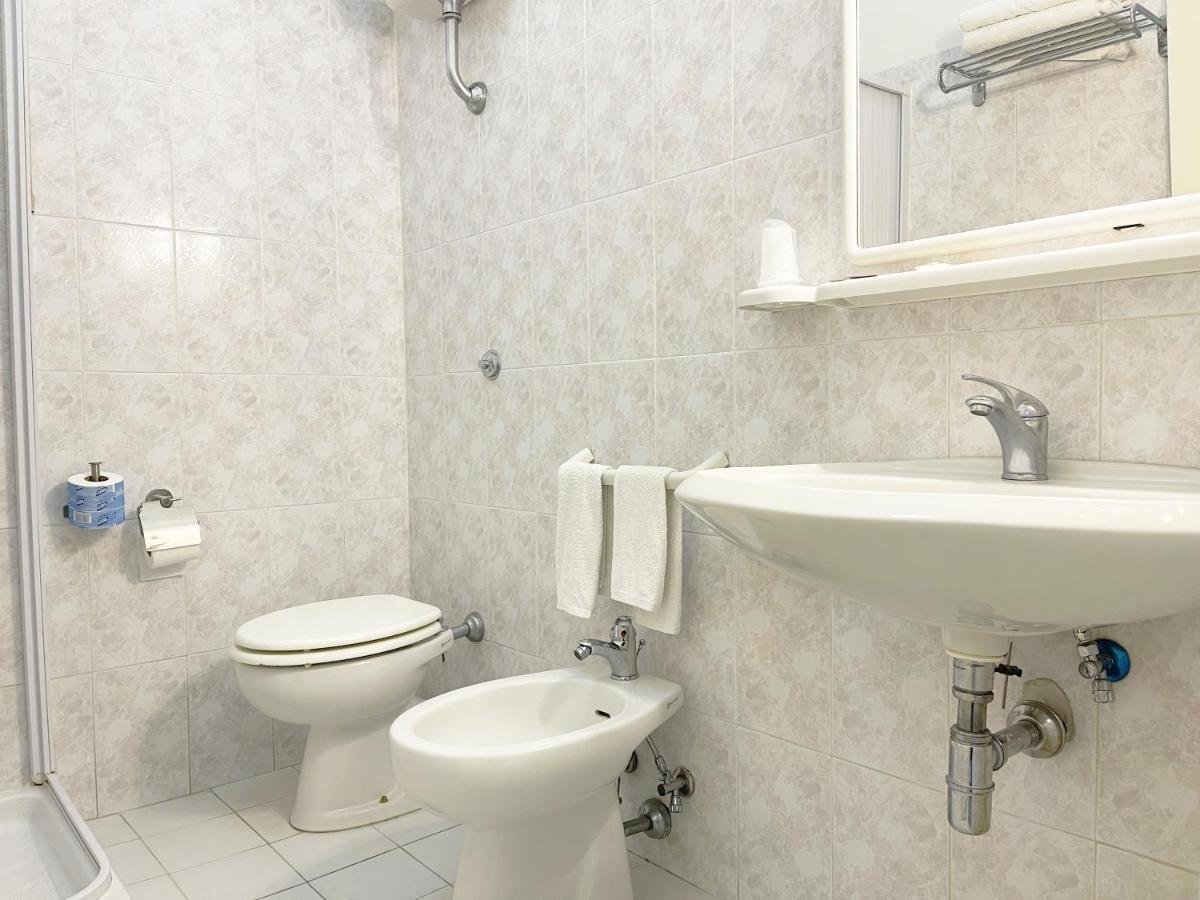 Hotel Reginella Sant'Agata sui due Golfi Bagian luar foto