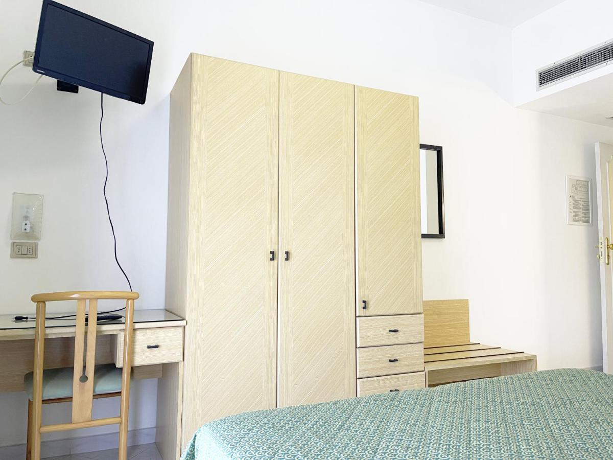Hotel Reginella Sant'Agata sui due Golfi Bagian luar foto