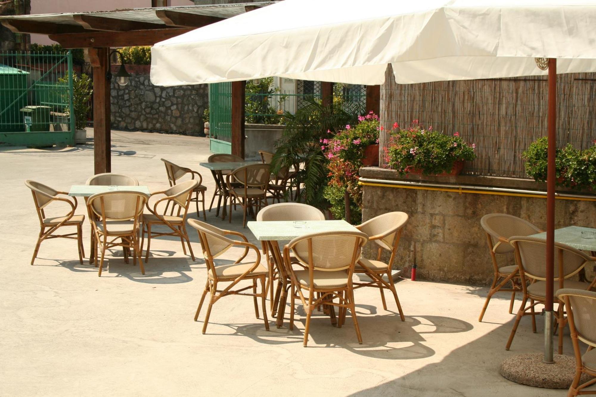 Hotel Reginella Sant'Agata sui due Golfi Bagian luar foto